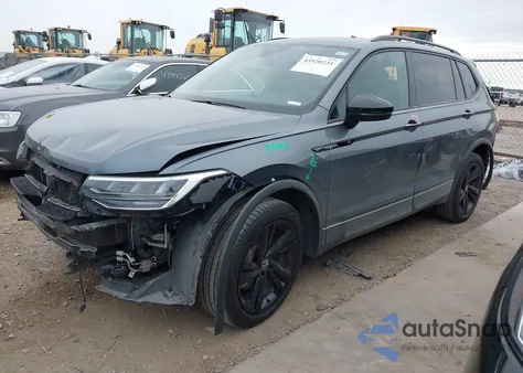 2023 Volkswagen Tiguan 2.0T Se R-Line Black z USA, uszkodzony, nr VIN 3VVCB7AX9PM128631